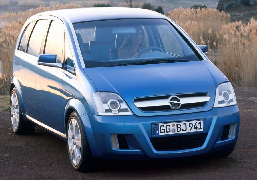  Opel Concept M 2002 года  (фото 2 из 25)